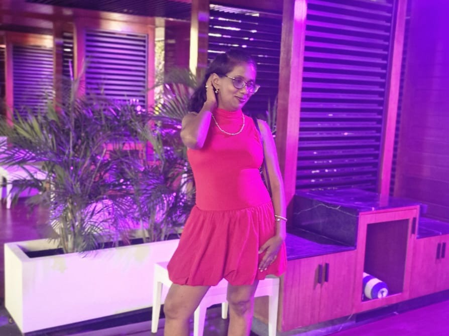 Livesex met AmberVibes uit Amsterdam