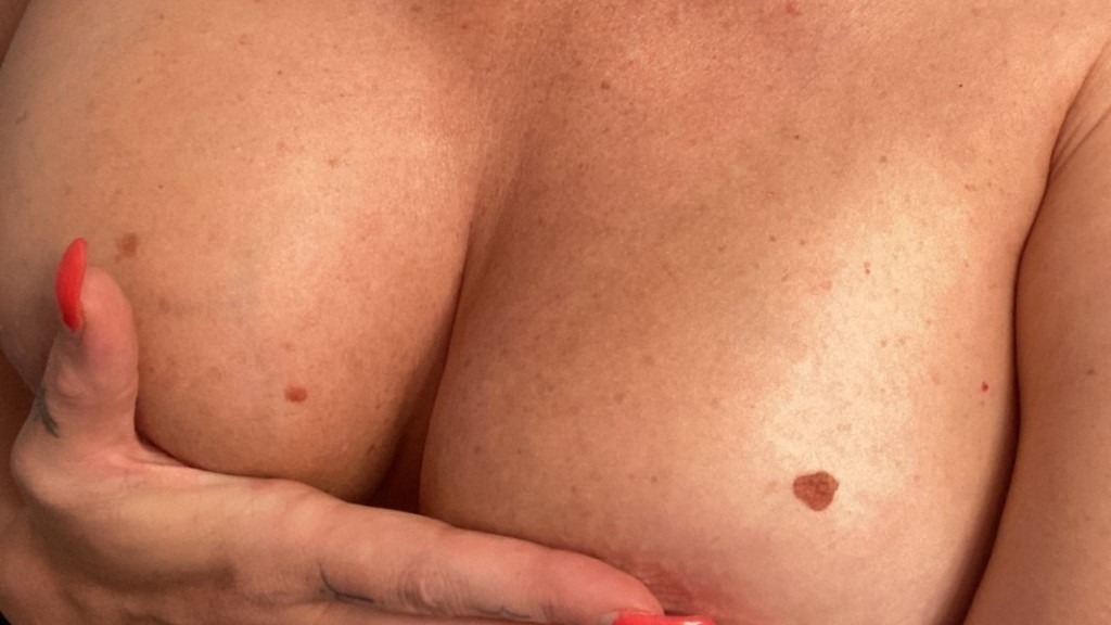 Online livesex met Curiouz84