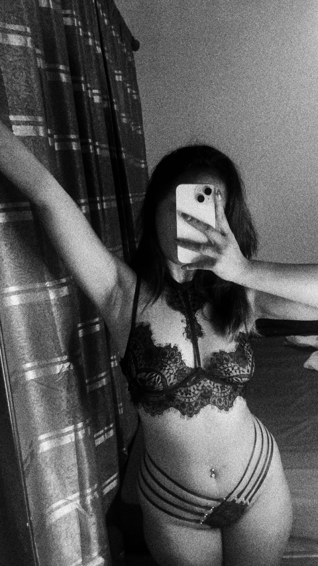 Livesex met GoddessLola uit Utrecht