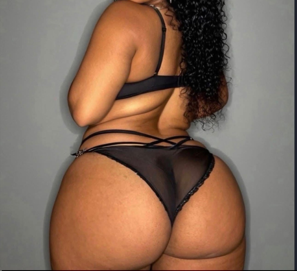 HornyTina-2026-04-20-8058.jpg