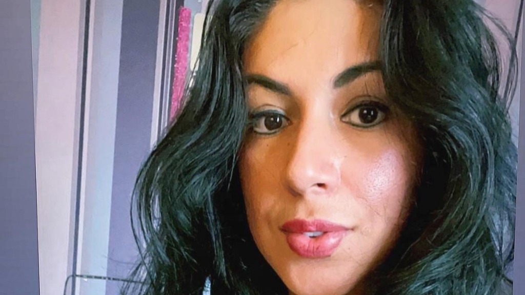 Online livesex met dina30